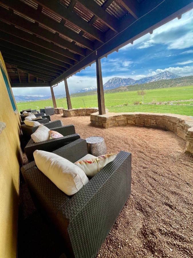 Violet Cottage At Zenzen Gardens Paonia المظهر الخارجي الصورة