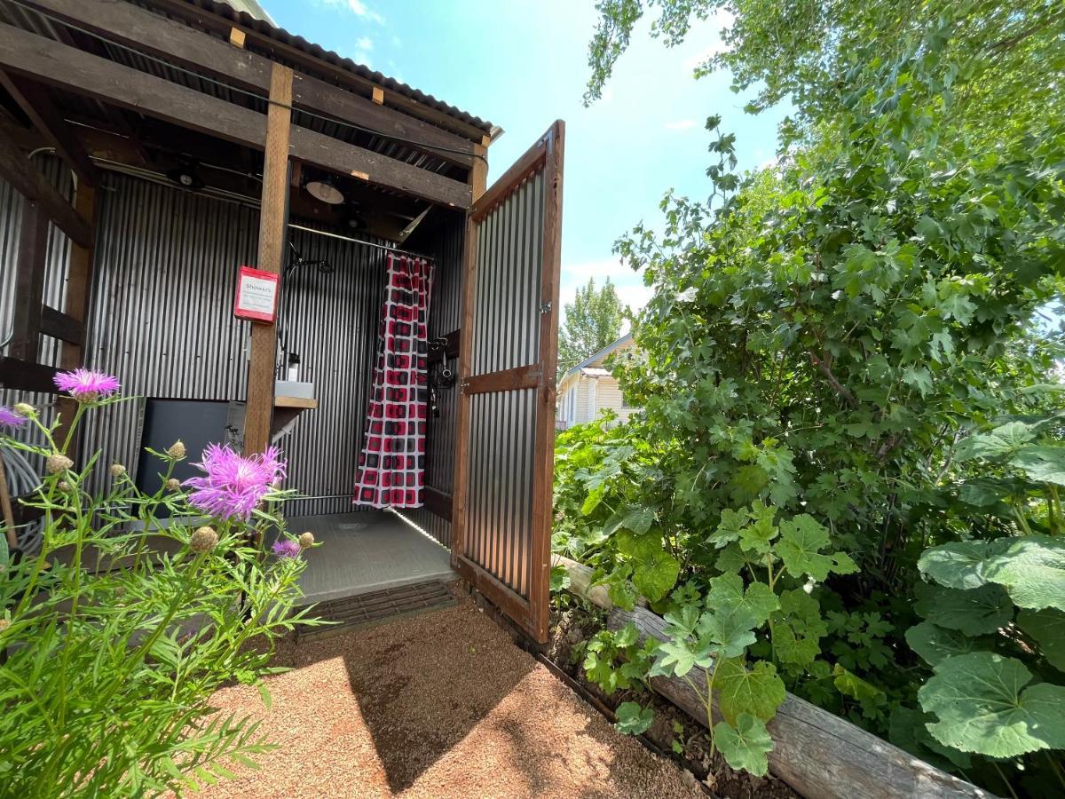 Violet Cottage At Zenzen Gardens Paonia المظهر الخارجي الصورة